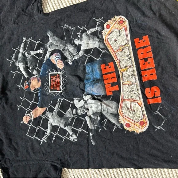 Y2K John Cena the Champ is Here Tshirt WWE Wrestling Print Black Medium 2007 - Picture 6 of 9